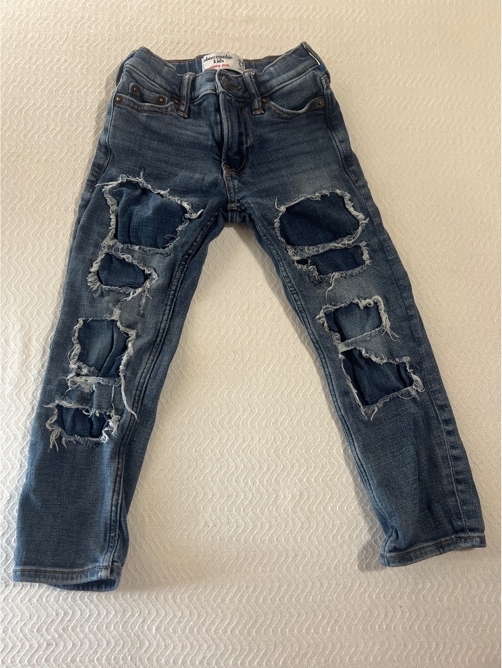 Abercrombie Kids Boys Skinny Jeans Size 5/6 - Distressed Denim